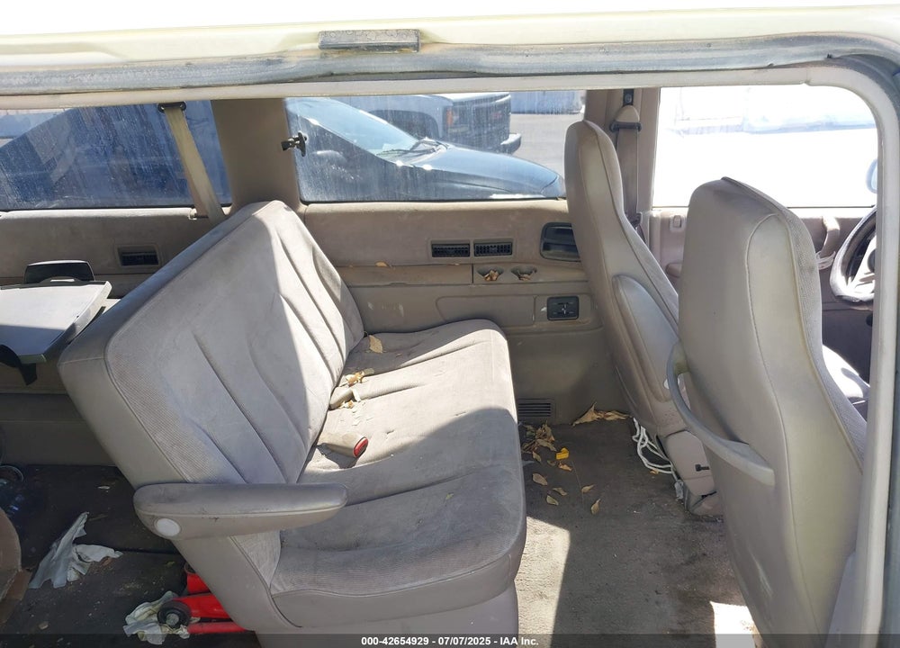 1995 PLYMOUTH GRAND VOYAGER SE VIN: 1P4GH44R7SX562295