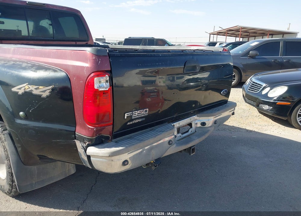 1999 FORD F-350 LARIAT/XL/XLT VIN: 1FTWW33S5XEF06234
