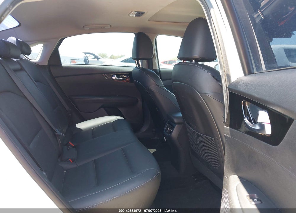 2021 KIA FORTE VIN: 3KPF54AD6ME296711