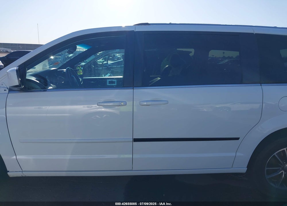2017 DODGE GRAND CARAVAN VIN: 2C4RDGCG4HR685859