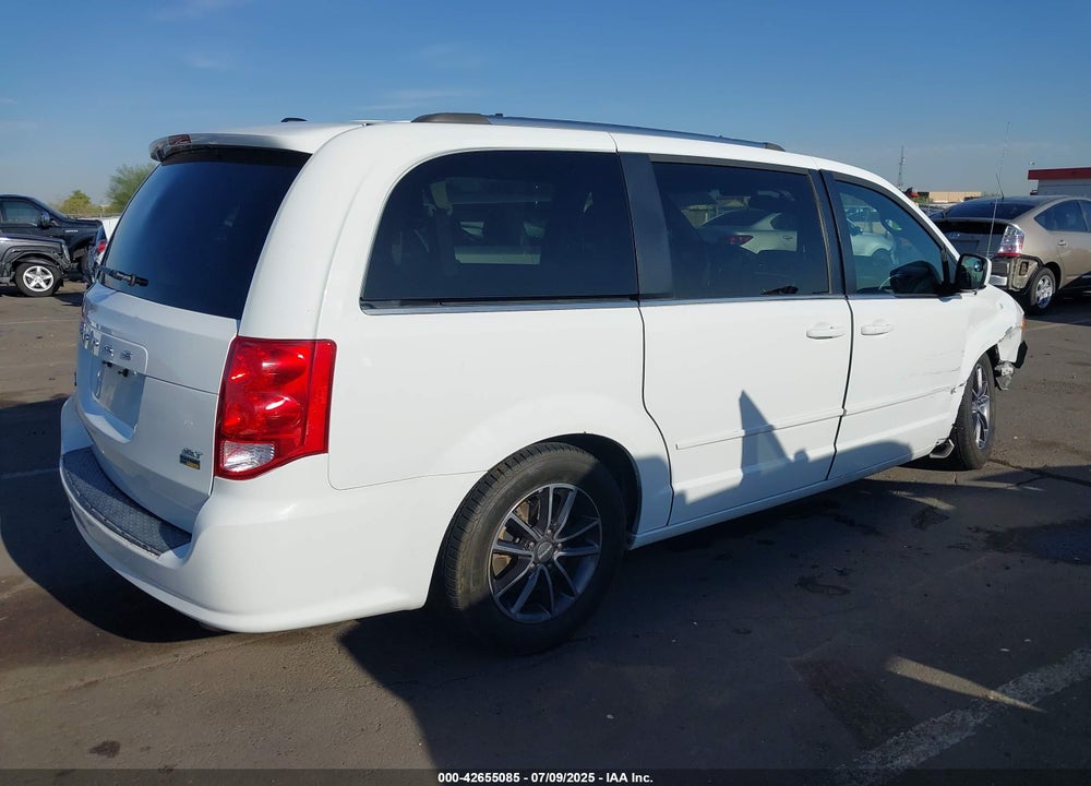 2017 DODGE GRAND CARAVAN VIN: 2C4RDGCG4HR685859