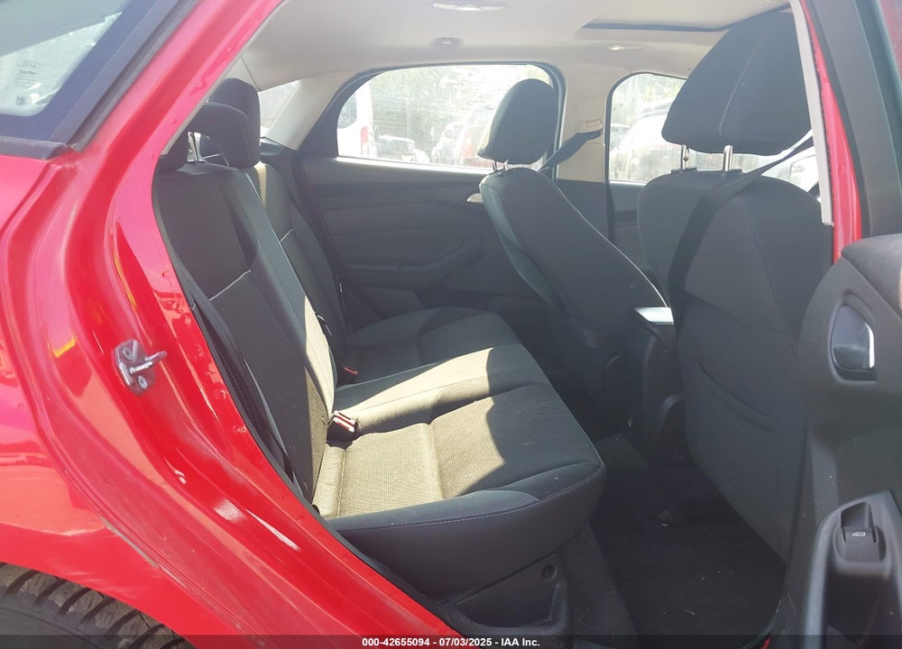 2013 FORD FOCUS VIN: 1FADP3F29DL118422