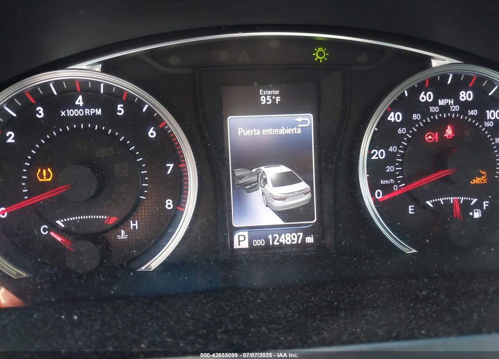 2016 TOYOTA CAMRY SE VIN: 4T1BF1FK9GU201108