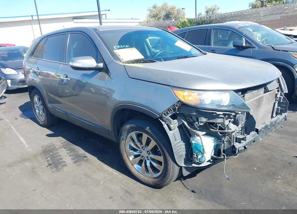 2011 KIA SORENTO VIN: 5XYKU4A28BG012849