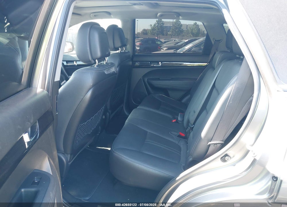 2011 KIA SORENTO VIN: 5XYKU4A28BG012849