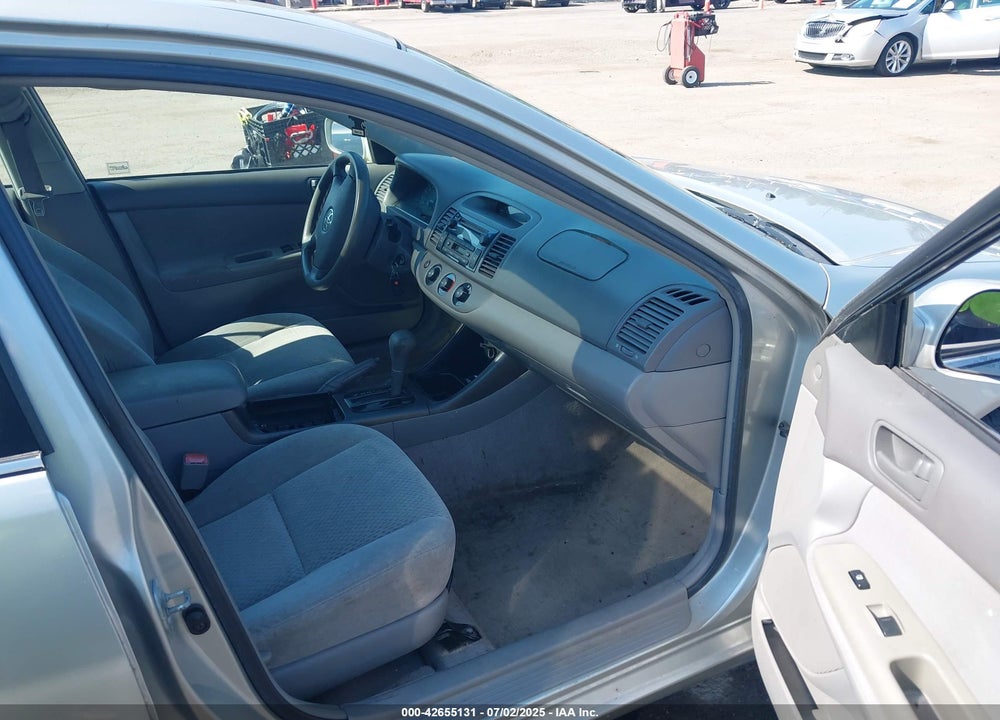 2004 TOYOTA CAMRY LE VIN: 4T1BE32K74U267334