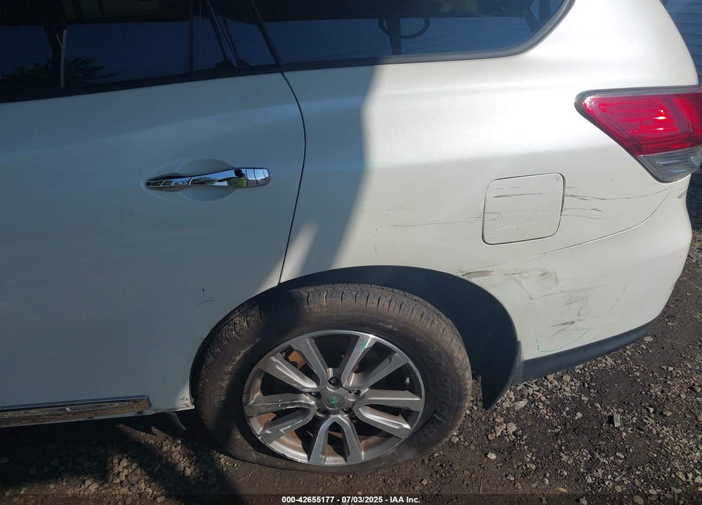 2015 NISSAN PATHFINDER SL VIN: 5N1AR2MM0FC627092