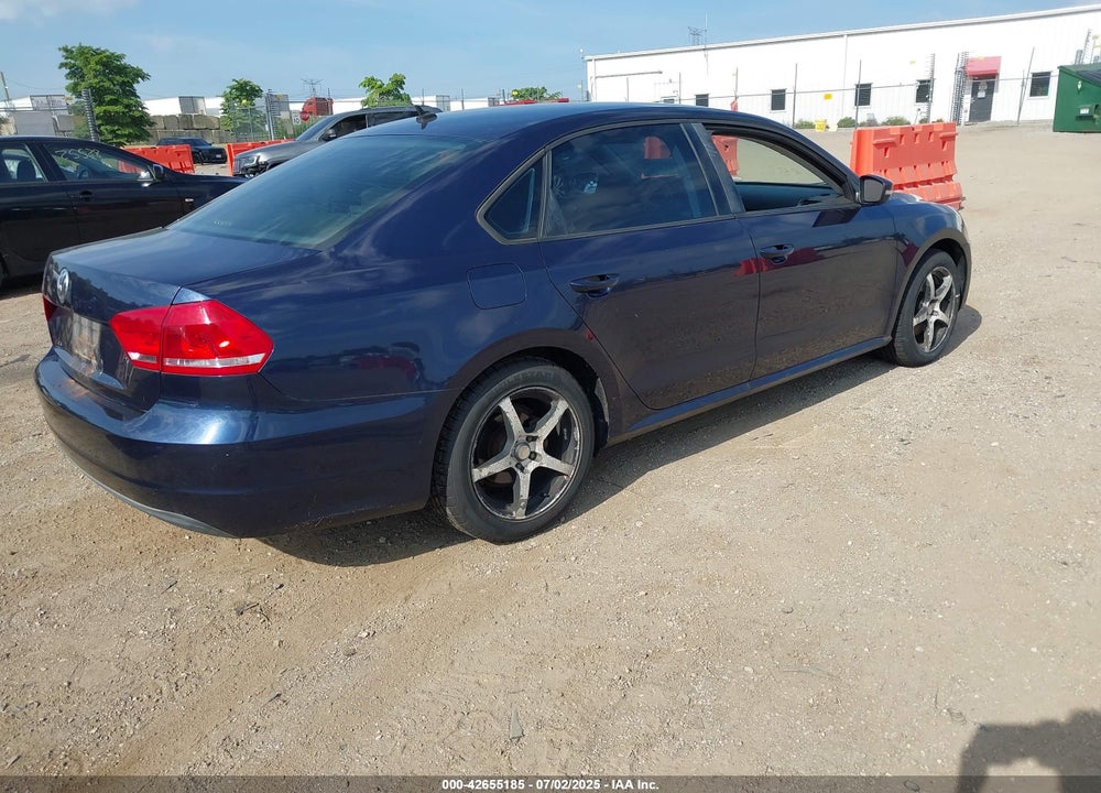 2013 VOLKSWAGEN PASSAT VIN: 1VWAP7A36DC023057