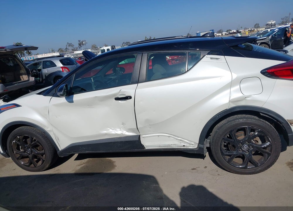 2021 TOYOTA C-HR VIN: JTNKHMBX0M1102350