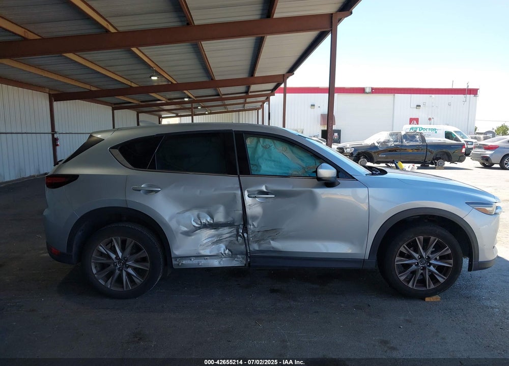 2021 MAZDA CX-5 VIN: JM3KFADM3M1318826
