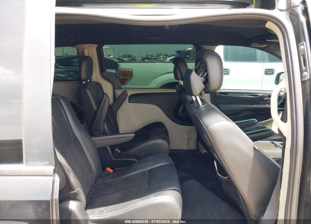 2017 DODGE GRAND CARAVAN SXT VIN: 2C4RDGCG5HR732445