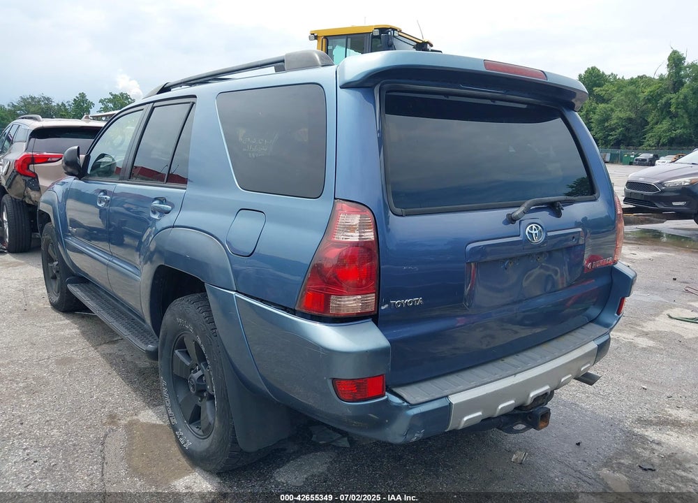 2004 TOYOTA 4RUNNER SR5 V8 VIN: JTEBT14R140032052