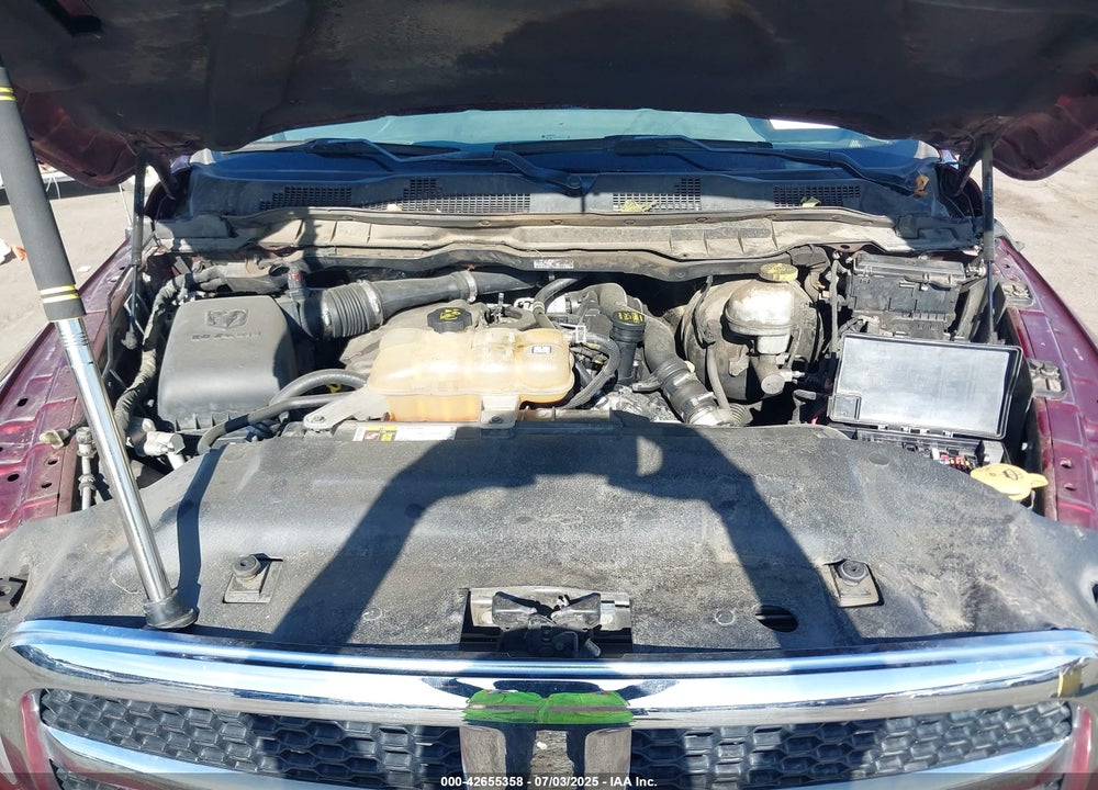 2019 RAM 1500 CLASSIC VIN: 1C6RR7KM4KS751395