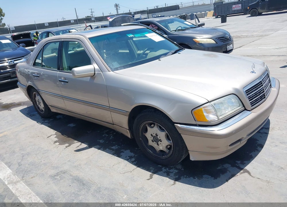 2000 MERCEDES-BENZ C 230 KOMPRESSOR VIN: WDBHA24G1YA812740