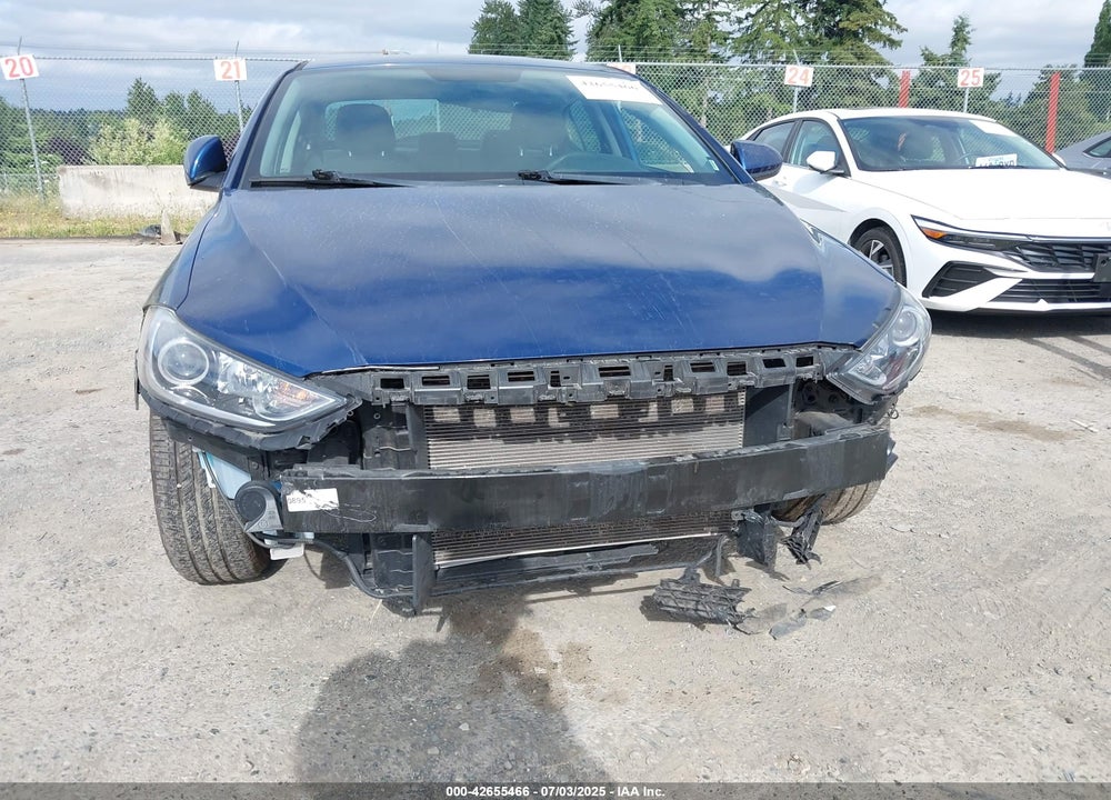 2017 HYUNDAI ELANTRA VIN: 5NPD74LF9HH191212