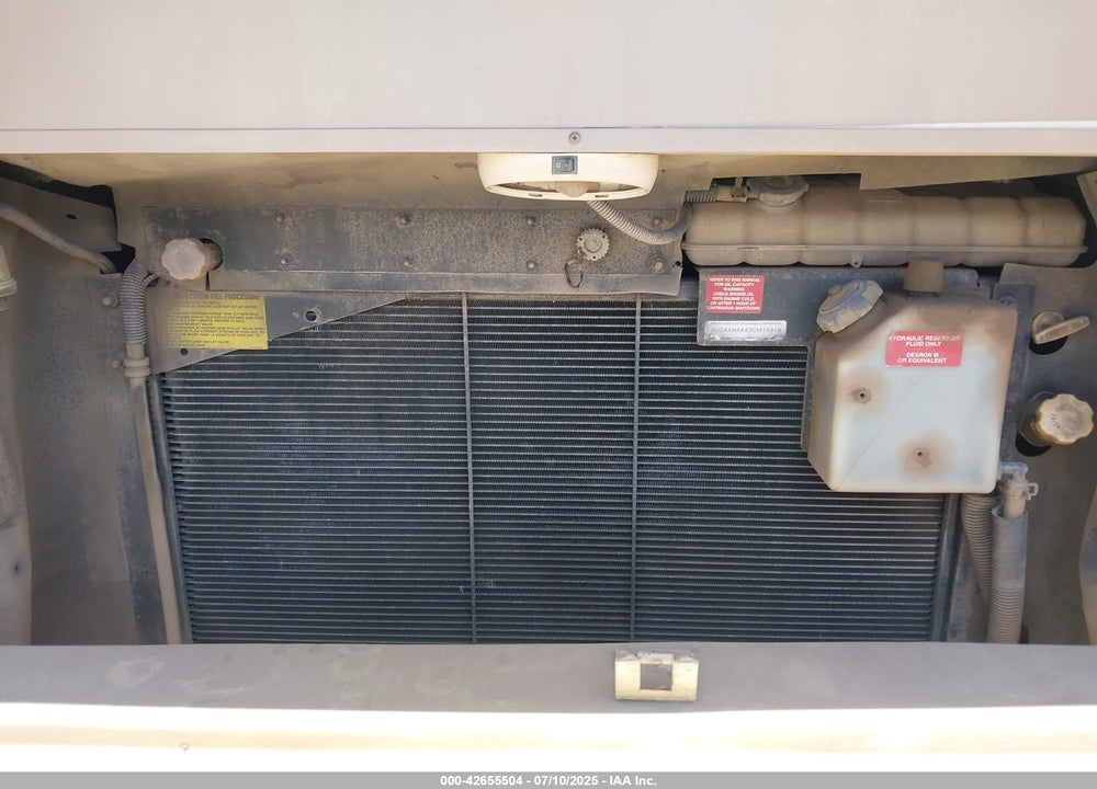 2003 FREIGHTLINER CHASSIS X LINE MOTOR HOME VIN: 4UZAAHAK63CM15919