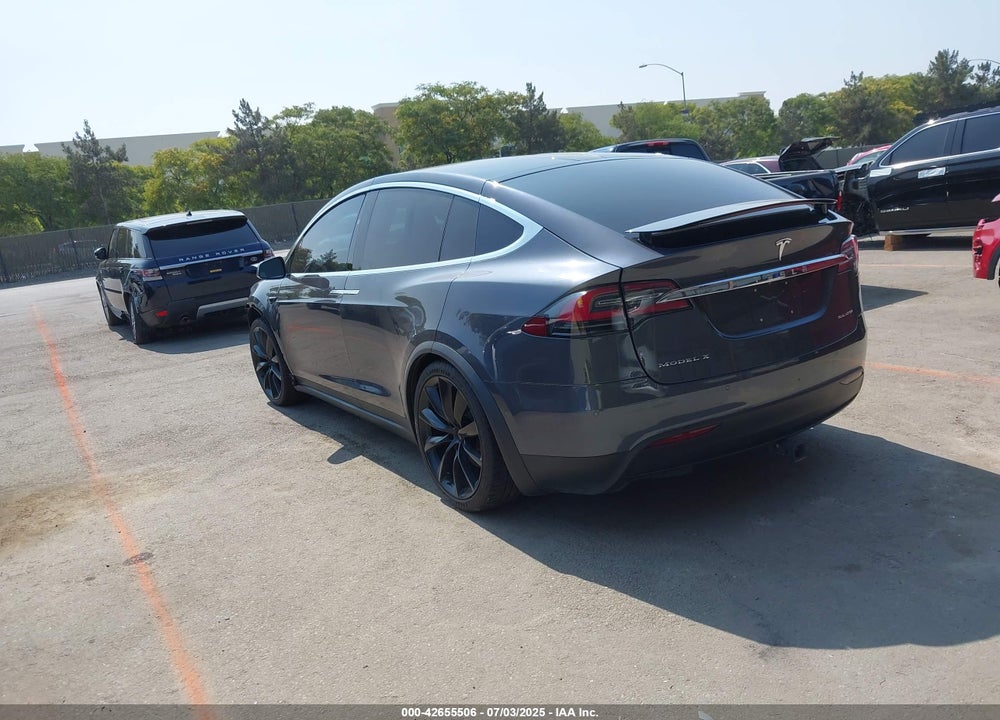 2019 TESLA MODEL X VIN: 5YJXCBE2XKF181057