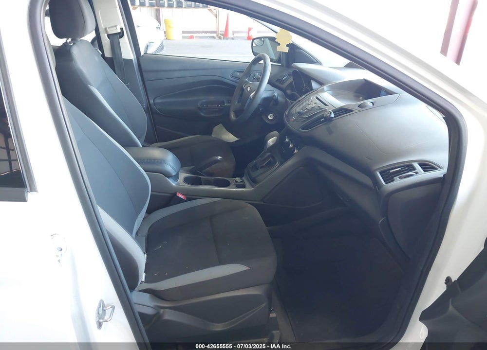 2014 FORD ESCAPE S VIN: 1FMCU0F73EUD10032