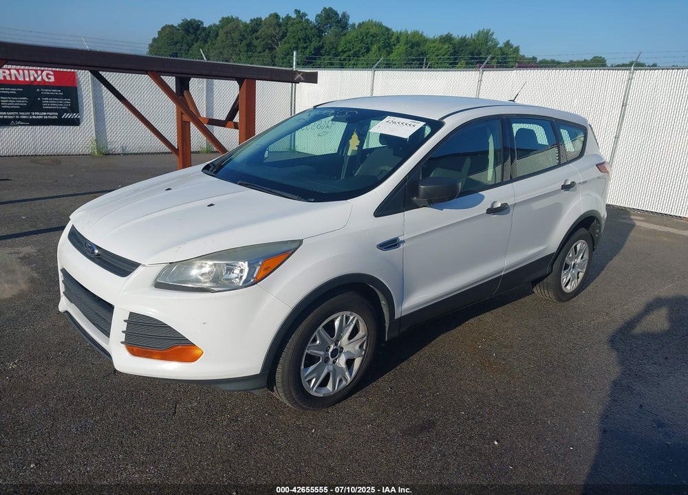 2014 FORD ESCAPE S VIN: 1FMCU0F73EUD10032