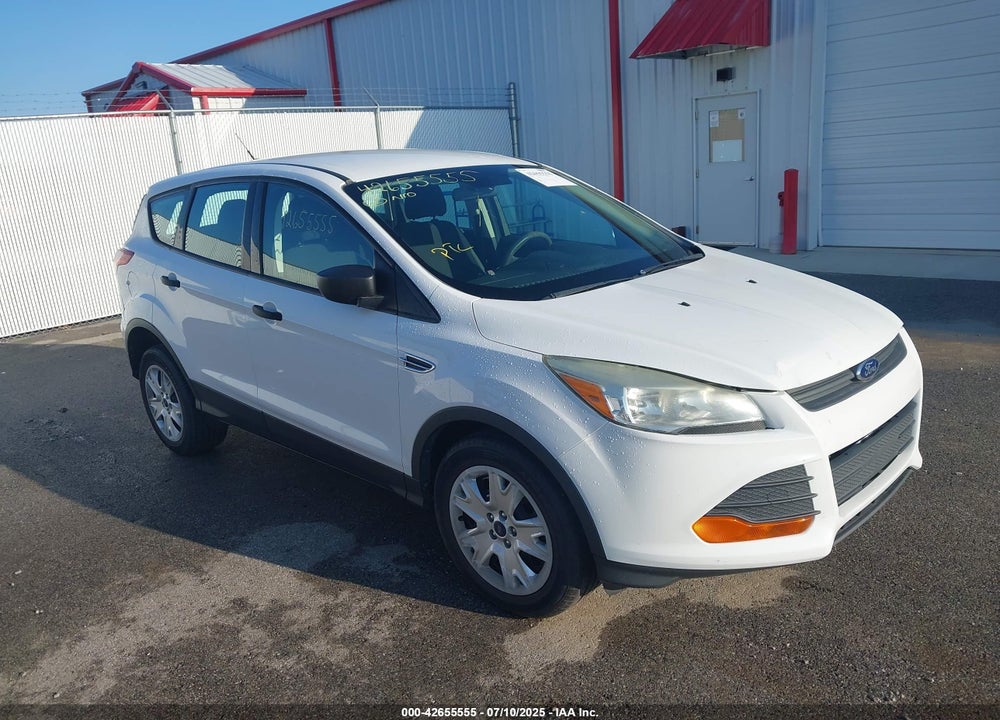 2014 FORD ESCAPE S VIN: 1FMCU0F73EUD10032