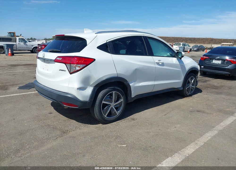 2022 HONDA HR-V VIN: 3CZRU6H56NM731058