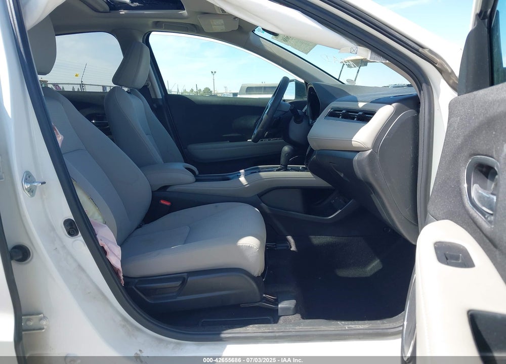 2022 HONDA HR-V VIN: 3CZRU6H56NM731058