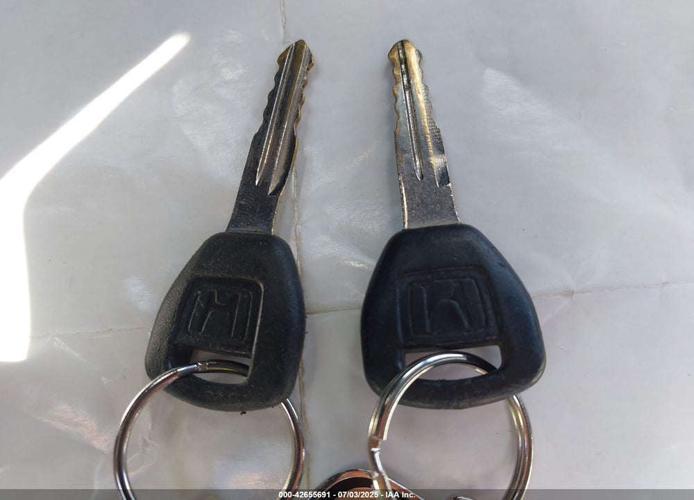 2002 HONDA CIVIC EX VIN: 1HGEM22902L102063