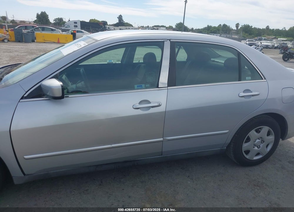 2005 HONDA ACCORD 2.4 LX VIN: 1HGCM55405A146024