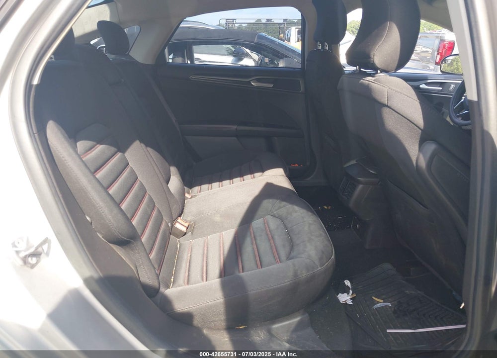 2016 FORD FUSION VIN: 3FA6P0H92GR402532