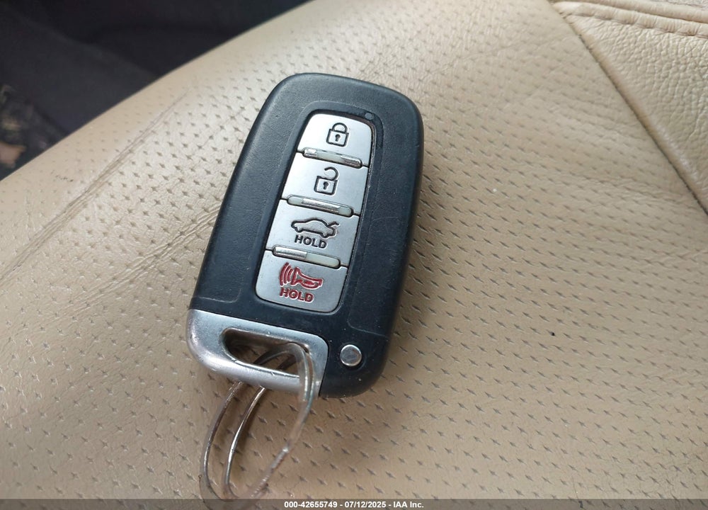 2011 HYUNDAI SONATA VIN: 5NPEC4ACXBH304746
