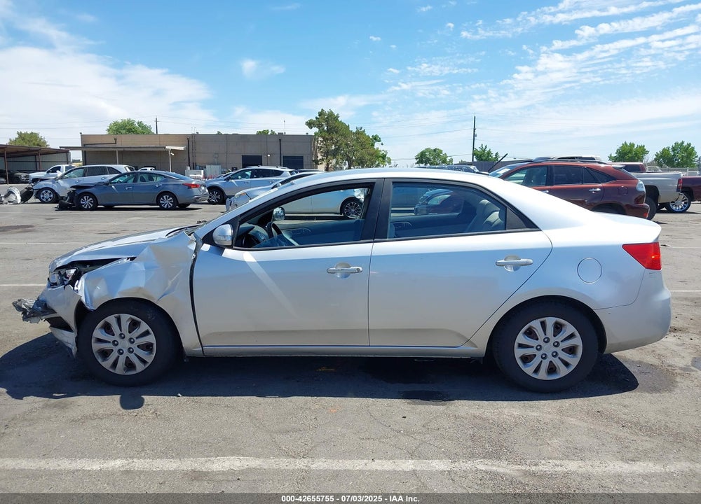 2010 KIA FORTE VIN: KNAFU4A29A5132200