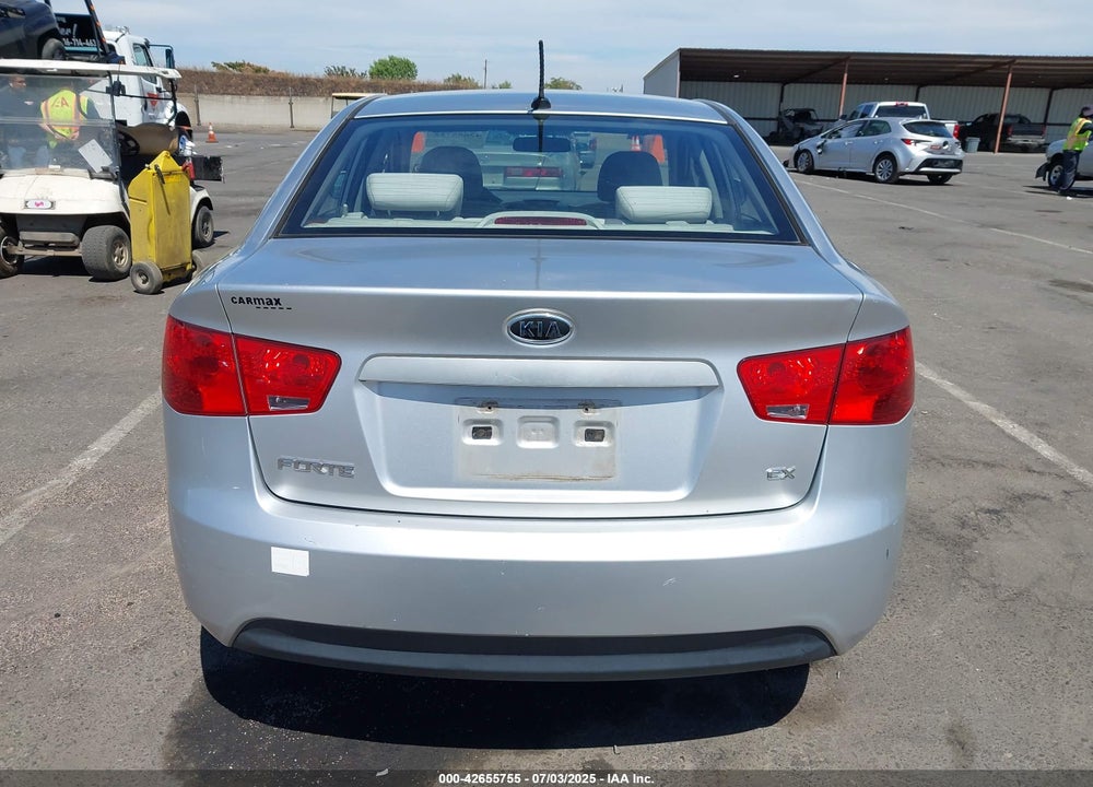 2010 KIA FORTE VIN: KNAFU4A29A5132200