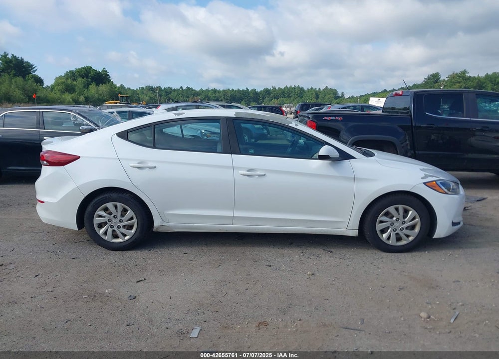 2017 HYUNDAI ELANTRA VIN: 5NPD74LF6HH179549