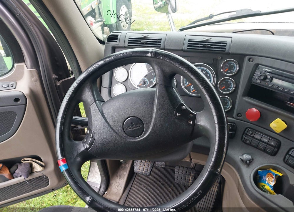 2015 FREIGHTLINER CASCADIA 125 VIN: 3AKJGLD54FSGB5046