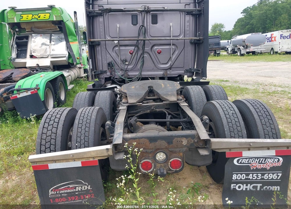 2015 FREIGHTLINER CASCADIA 125 VIN: 3AKJGLD54FSGB5046