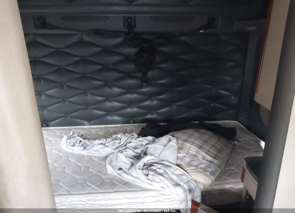 2015 FREIGHTLINER CASCADIA 125 VIN: 3AKJGLD54FSGB5046