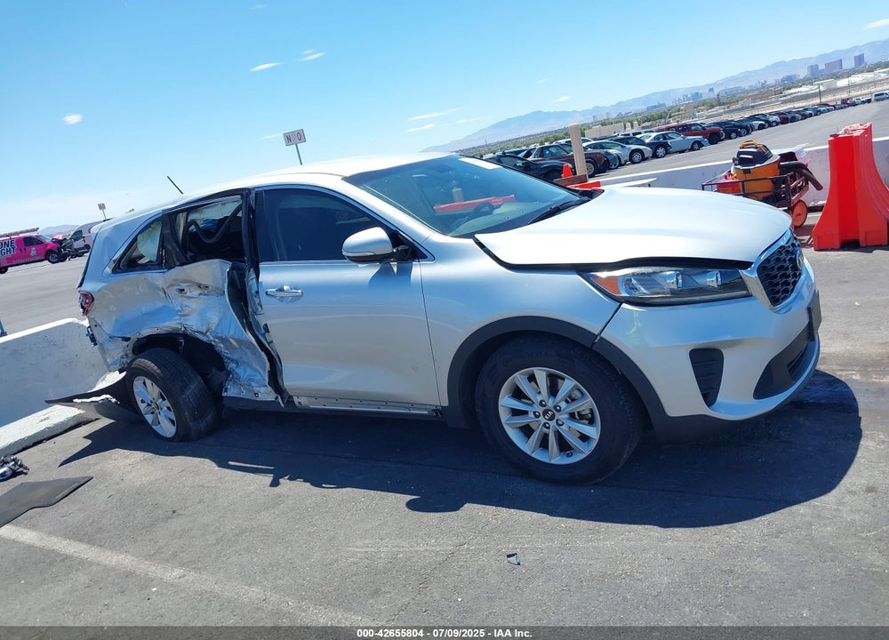 2019 KIA SORENTO VIN: 5XYPG4A54KG443034