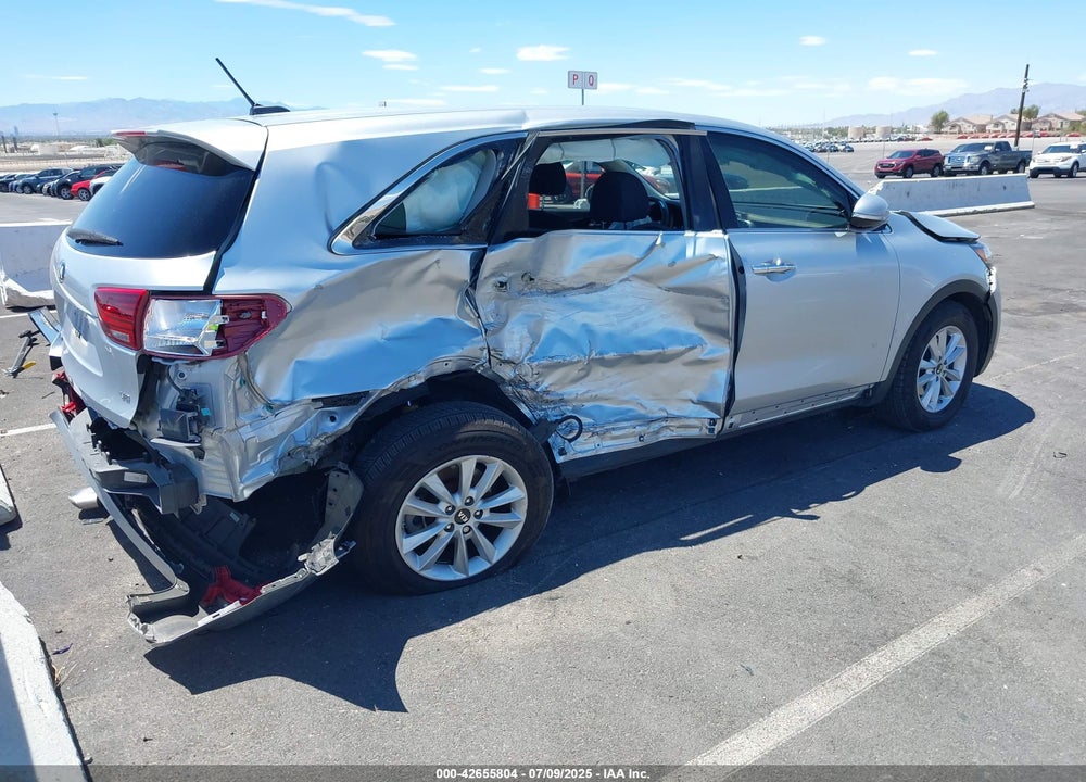 2019 KIA SORENTO VIN: 5XYPG4A54KG443034