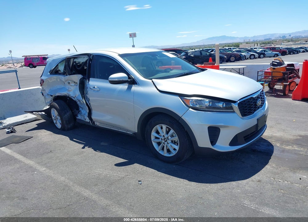 2019 KIA SORENTO VIN: 5XYPG4A54KG443034