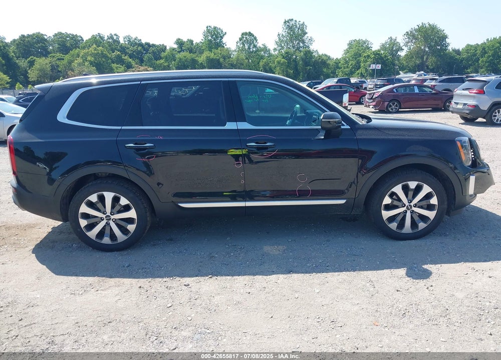 2022 KIA TELLURIDE VIN: 5XYP64HC1NG228304