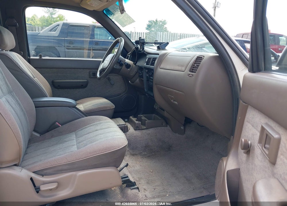 1999 TOYOTA TACOMA VIN: 4TAVL52N2XZ416958