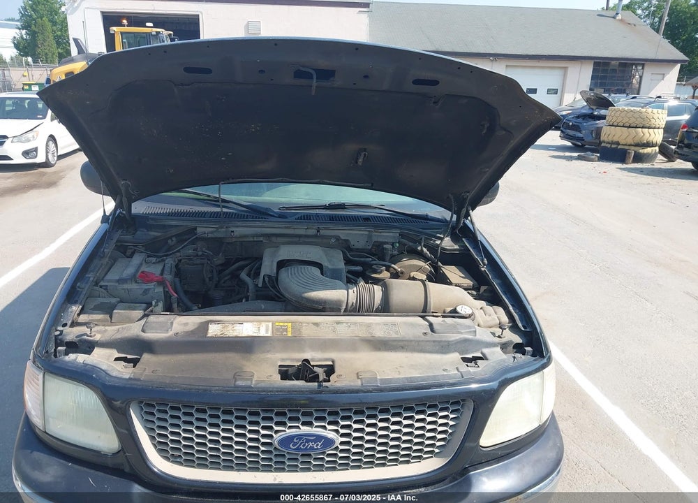 2002 FORD F-150 LARIAT/XLT VIN: 1FTRW08L62KE40056