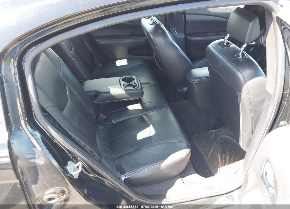 2012 CHRYSLER 200 VIN: 1C3CCBCG2CN222043