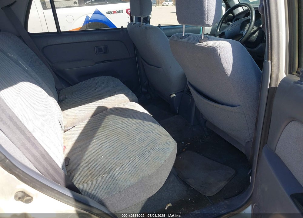 2000 TOYOTA 4RUNNER SR5 V6 VIN: JT3GN86R7Y0166584