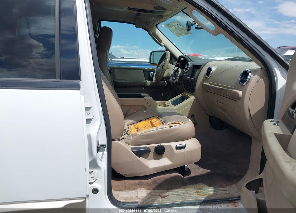2005 FORD EXPEDITION EDDIE BAUER/KING RANCH VIN: 1FMFU175X5LA75117