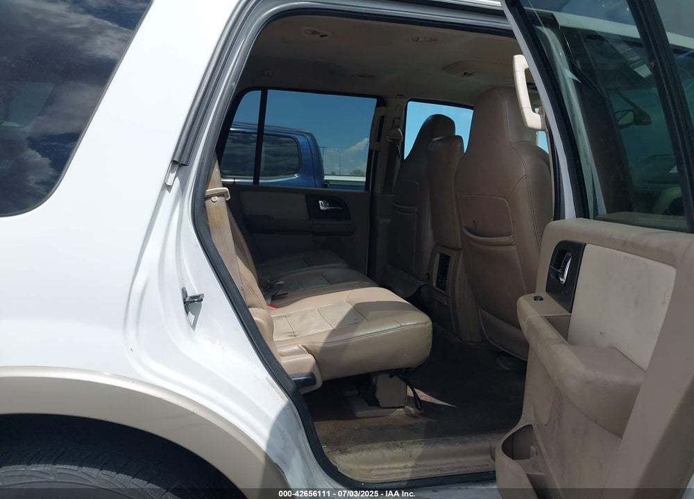 2005 FORD EXPEDITION EDDIE BAUER/KING RANCH VIN: 1FMFU175X5LA75117