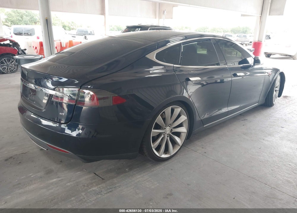 2014 TESLA MODEL S VIN: 5YJSA1H11EFP60357