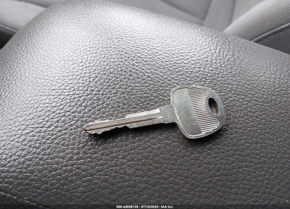 2012 HYUNDAI SANTA FE VIN: 5XYZG4AG0CG133913
