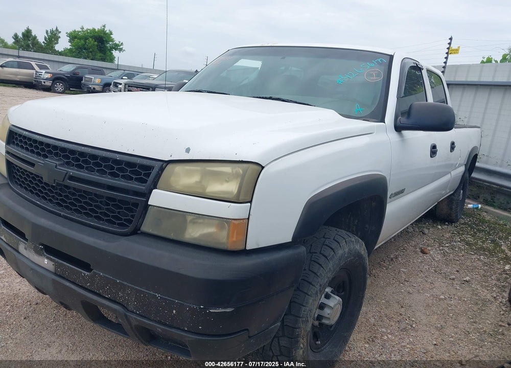 2007 CHEVROLET SILVERADO 2500HD CLASSIC WORK TRUCK VIN: 1GCHC23U67F109140