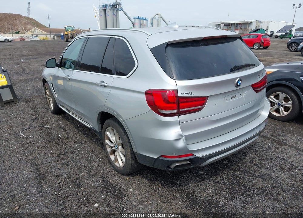 2015 BMW X5 VIN: 5UXKR6C52F0J76581